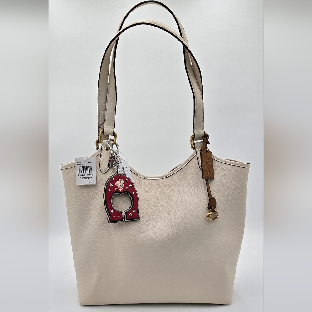 💥NWT💥 Coach Leather Day Tote, Chalk, DEFECT-- PLEASE READ!!